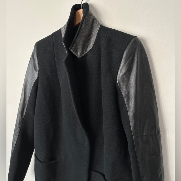 Black Wool PeaCoat With Contrasting 100% Lamb Nappa Leather Sleeves By H&M Sz 8 - Picture 6 of 10
